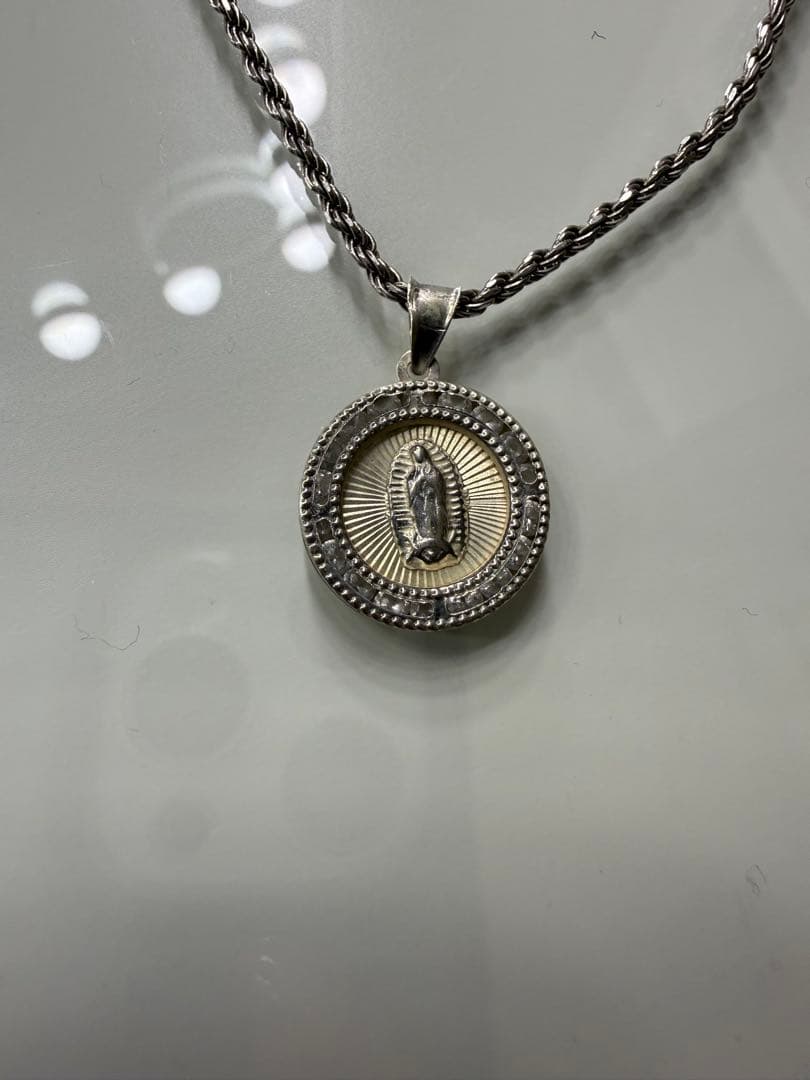 AVALANCHE 聖母マリア ネックレス - メルカリ