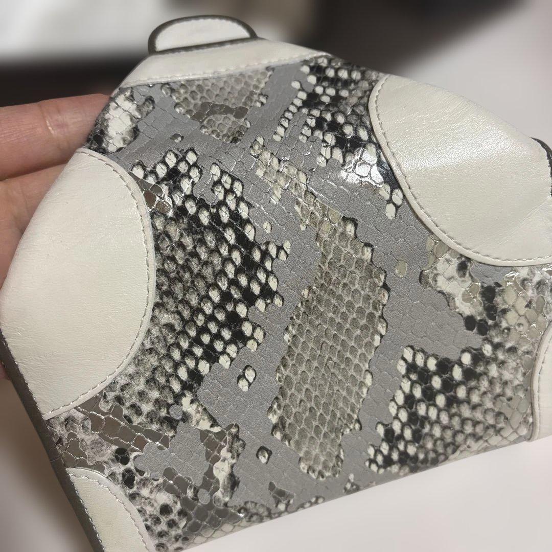 Hiroko Hayashi マルチ財布 パイソン柄 - メルカリ