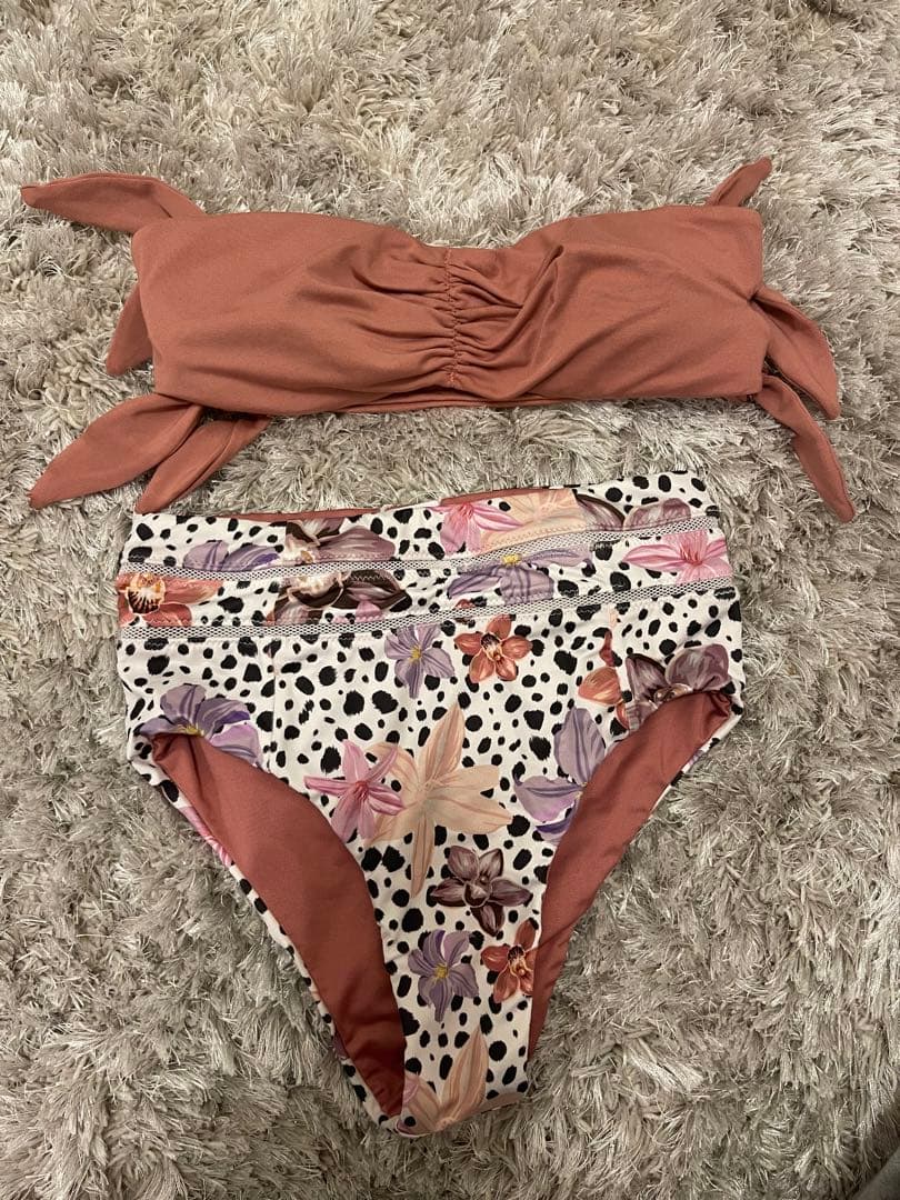 eimy istoire 上下セット エイミーイストワール水着 - メルカリ