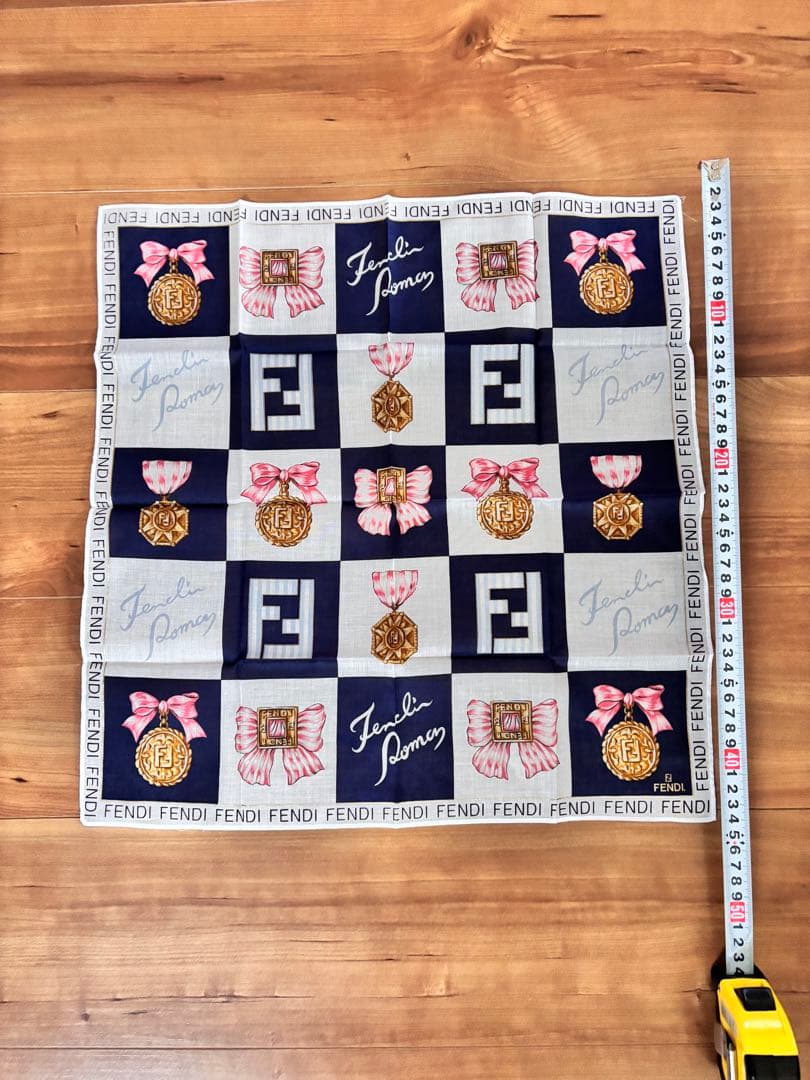 FENDI ハンカチ 2枚セット - メルカリ