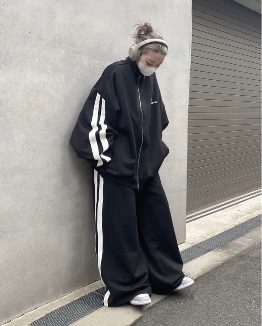 【YACA】 track jacket + pants セットアップ YACA（ヤーカ）の「Track Jacket/トラックジャケット（ジャージ）」 - WEAR