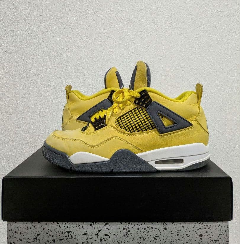 靴 Nike Air Jordan 4 \"Tour Yellow\" 27.5cm