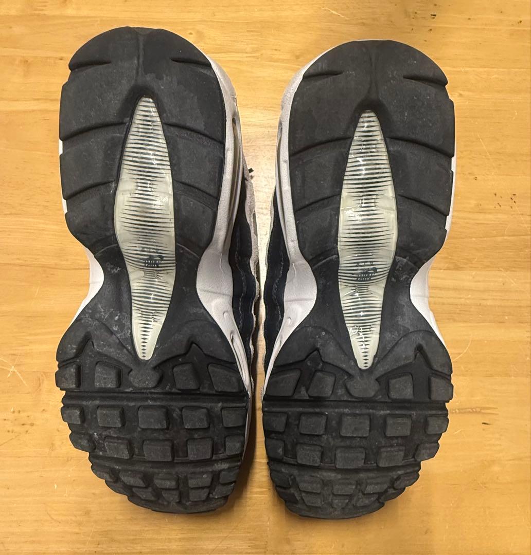 希少限定カラー NIKE エアマックス95 レディース　22.5cm
