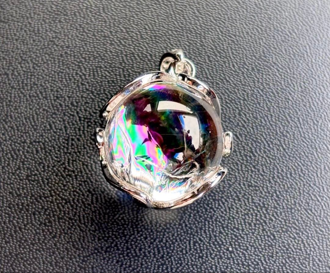 椿　永遠の愛を願う水晶の究極形態　虹のマスターウラルレムリアンスフィアPT