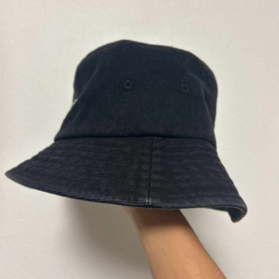 supreme バケットハット 黒 - メルカリ