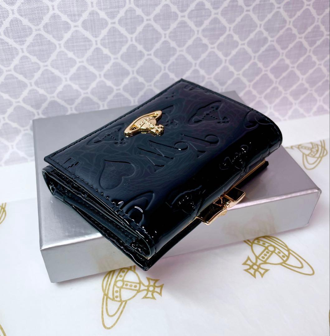 大人気✨️ショッパー付】新品 Vivienne Westwood 黒エナメル - メルカリ