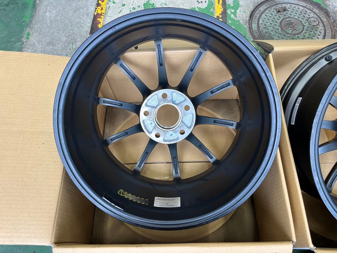 T*o様 希少❗️ADVAN Racing‼️RSⅡ 18×8.5J 4本中古