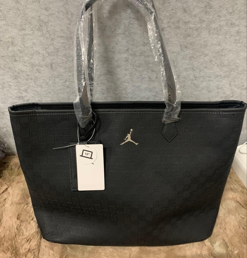 ナイキ] ジョーダン モノグラム トートバッグ (Lサイズ, 32L) - メルカリ