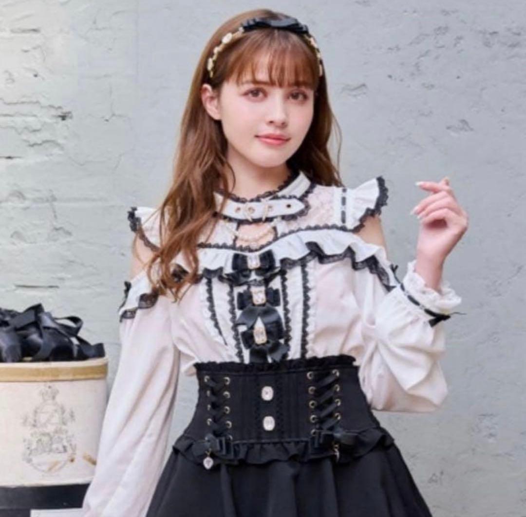 LIZLISA 3つリボンフロントチョーカーブラウス ブラック - メルカリ