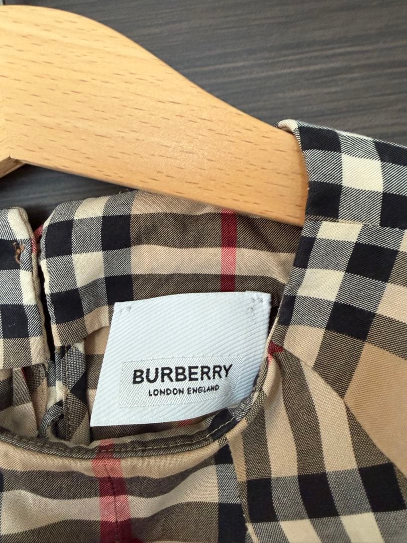 大特価 BURBERRY チェック柄 半袖ワンピース BURBERRY チェック柄