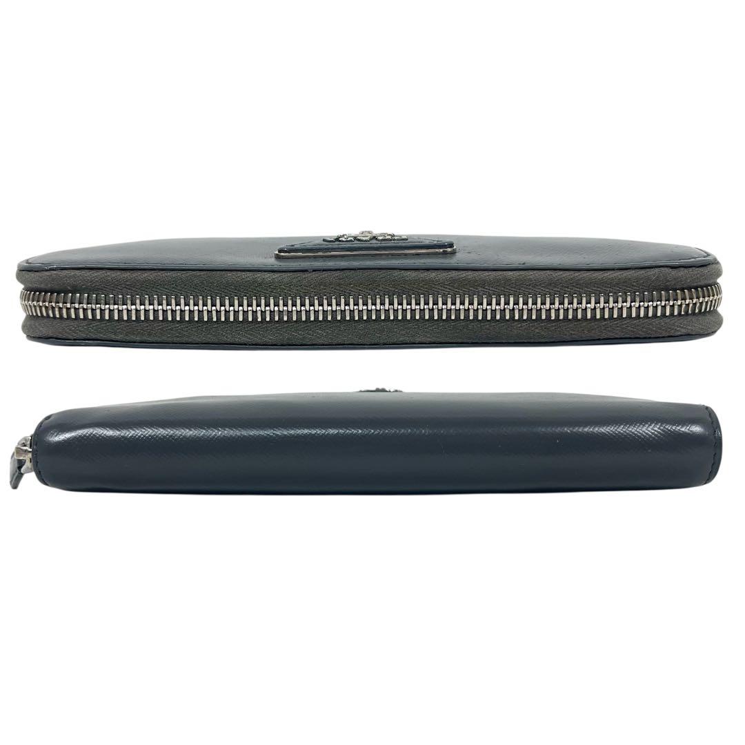 プラダ 長財布 三角ロゴプレート サフィアーノレザー ラウンド