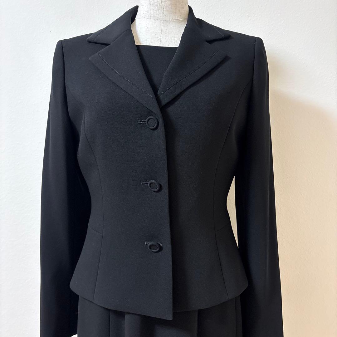 ATSUKI ONISHI NOIR マーメイド ワンピース スーツ 喪服 礼服 - メルカリ