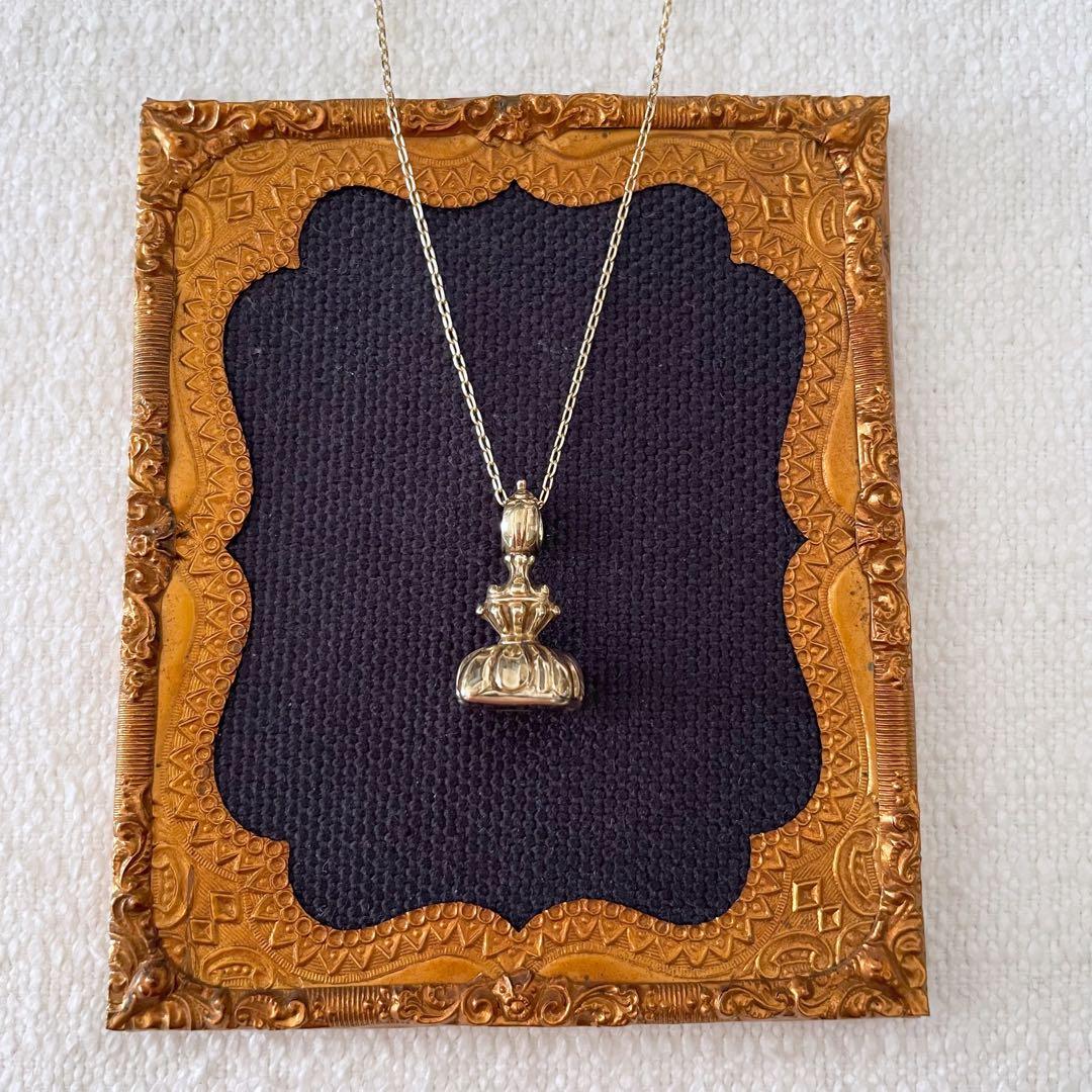 750 】英国 イギリス アンティーク シールド フォブ シール - メルカリ