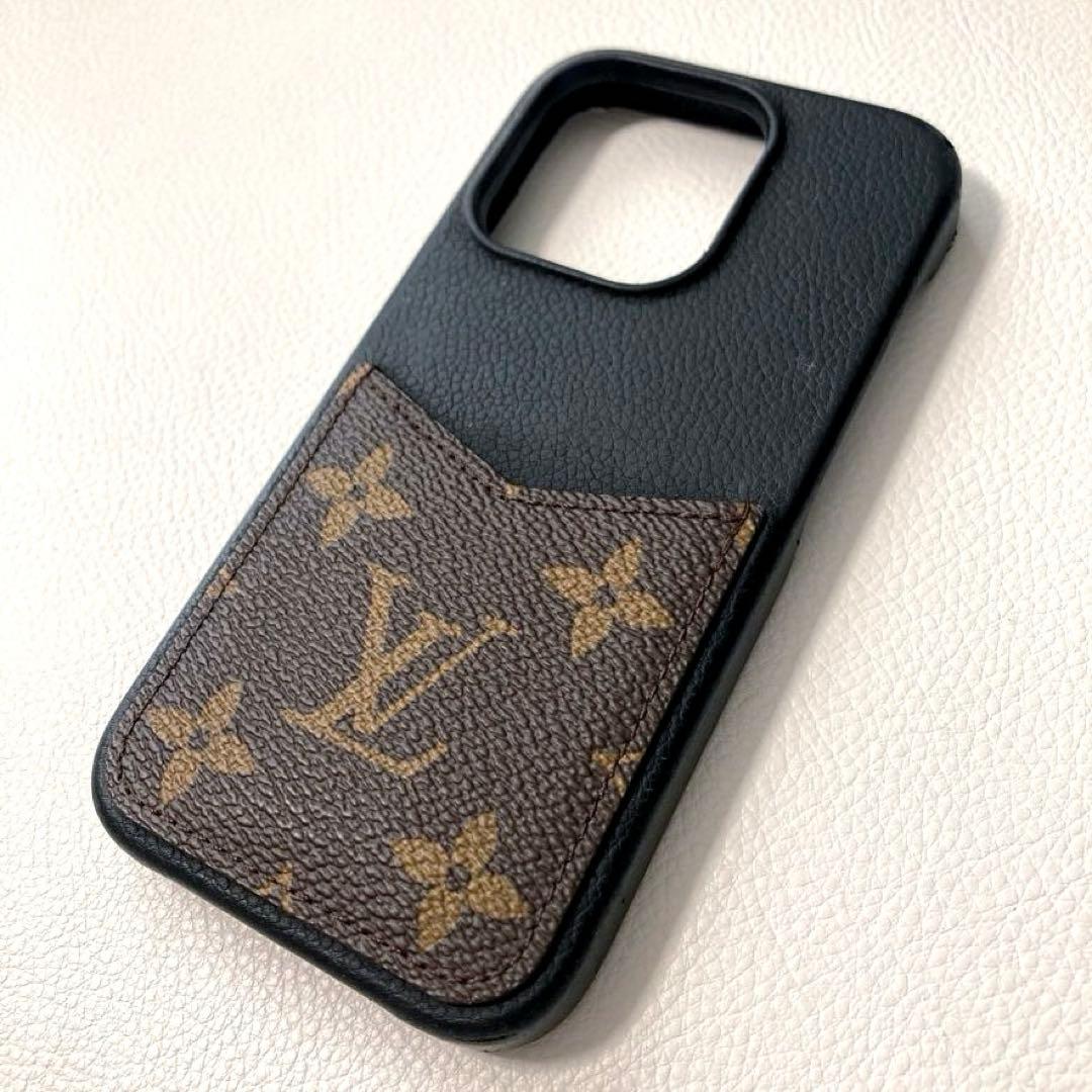 【kk】ルイヴィトン　iPhone15Pro スマホケース モノグラム ルイ・ヴィトンがiPhone15用ケースを発売。モノグラム柄でフォリオ型と