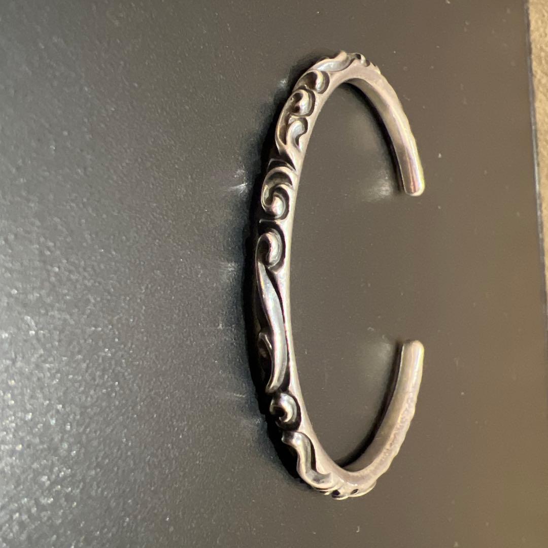 クロムハーツ スクロールバングル ブレスレット クロムハーツ バングル スクロール レーベル！オーダーアイテムのお