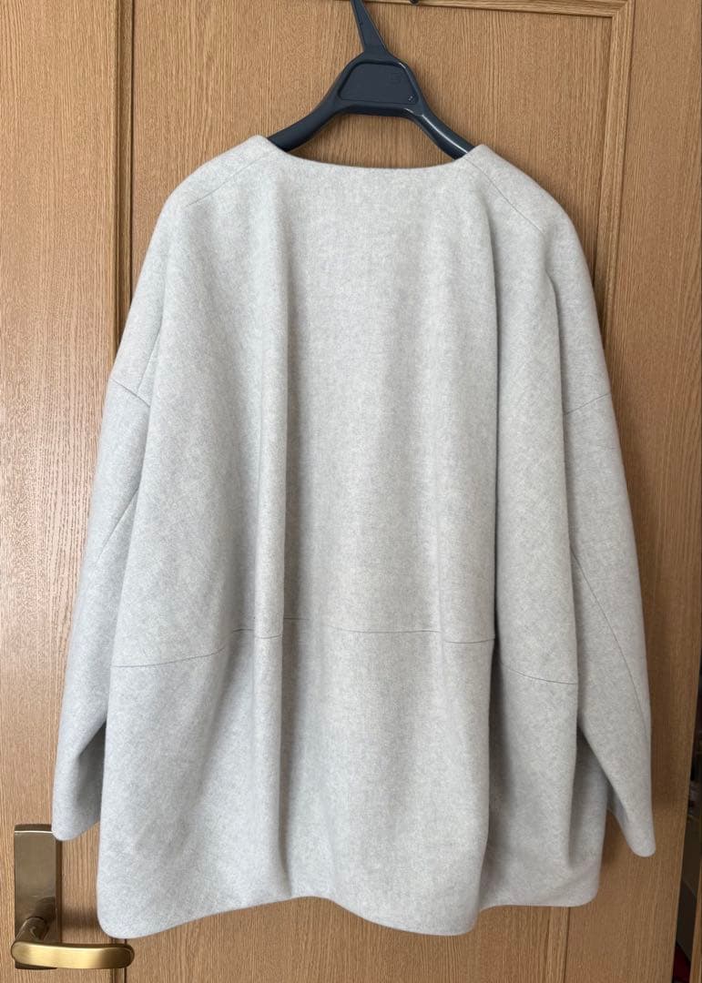 oka＊kon様専用⭐︎BEARDSLEY後ろぷっくりウールショートコート - メルカリ