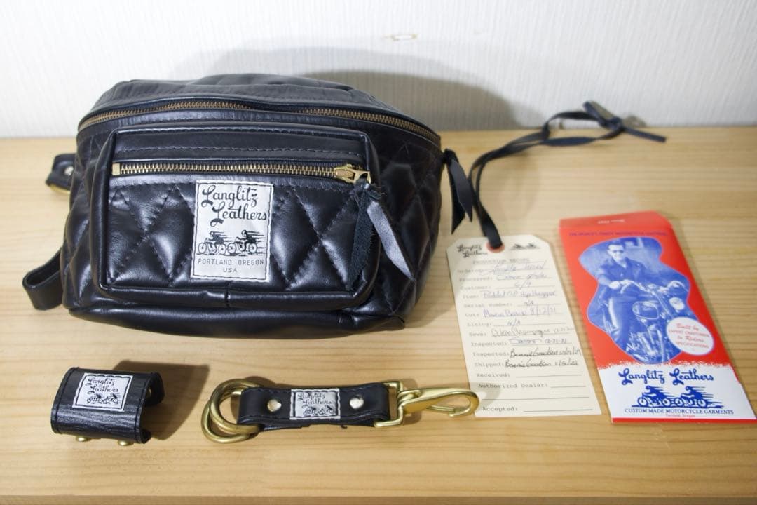 ラングリッツレザーPadded Outside Pocket Waist Bag - メルカリ