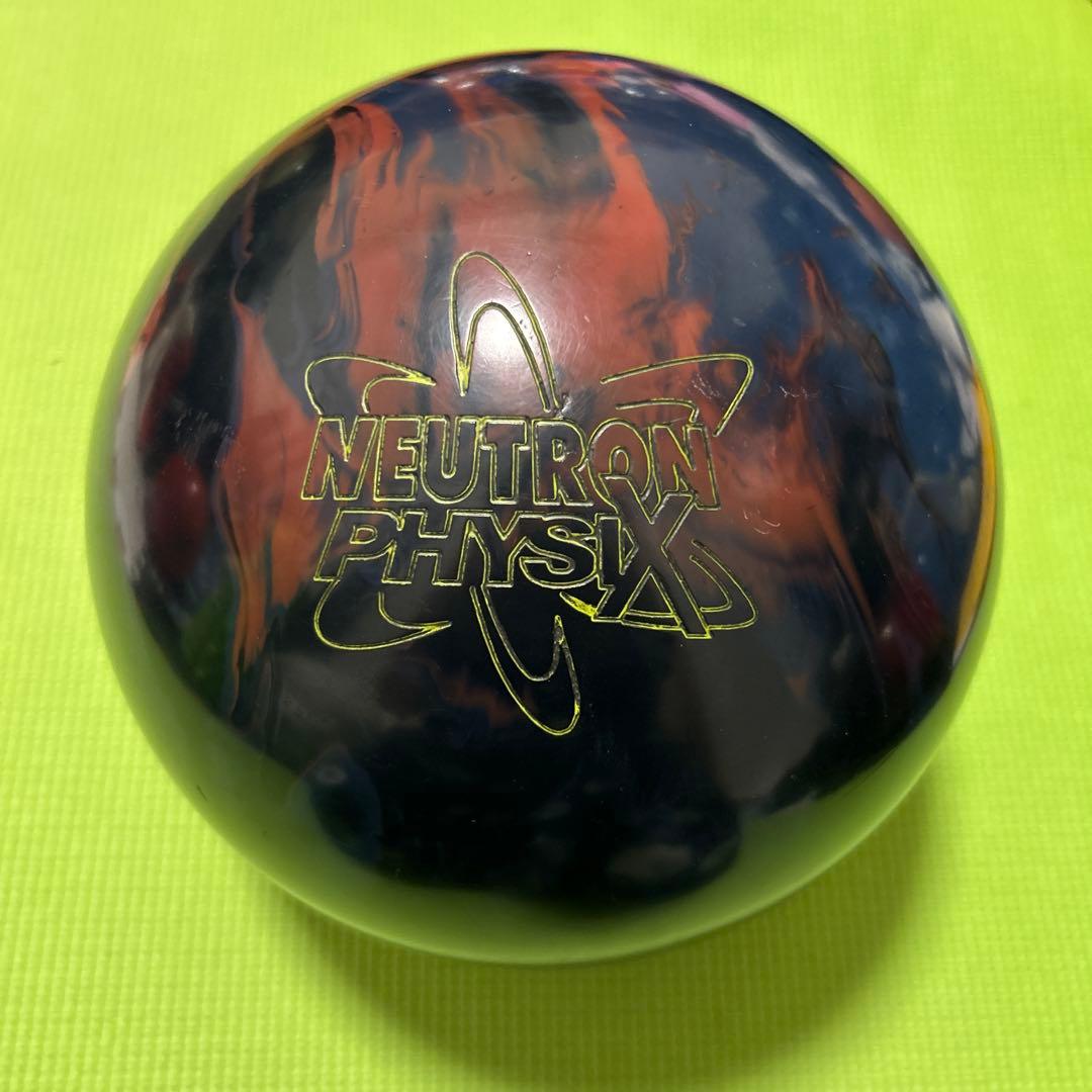 NEUTRON PHYSIX ボウリングボール - メルカリ