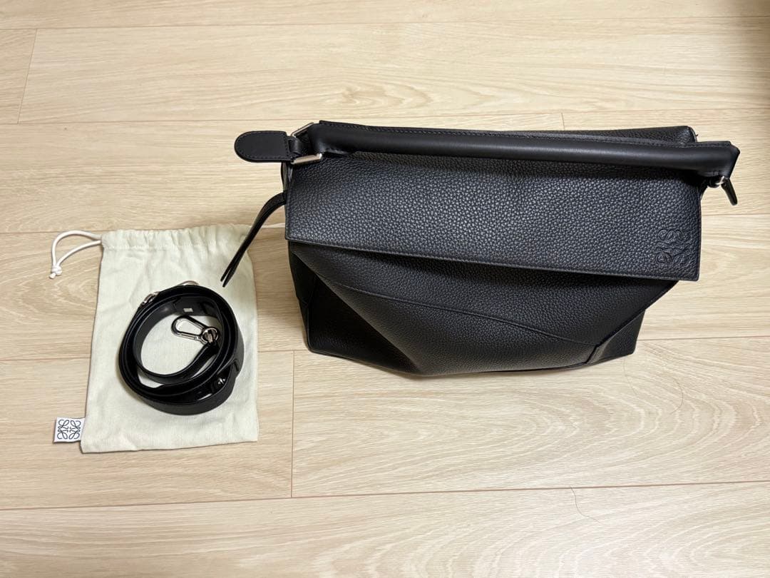 【最終値下】ロエベ　パズルエッジ　バッグ　ラージ　ブラック パズルエッジ バッグ ラージ ロエベ バッグ スーパーコピー ブラック