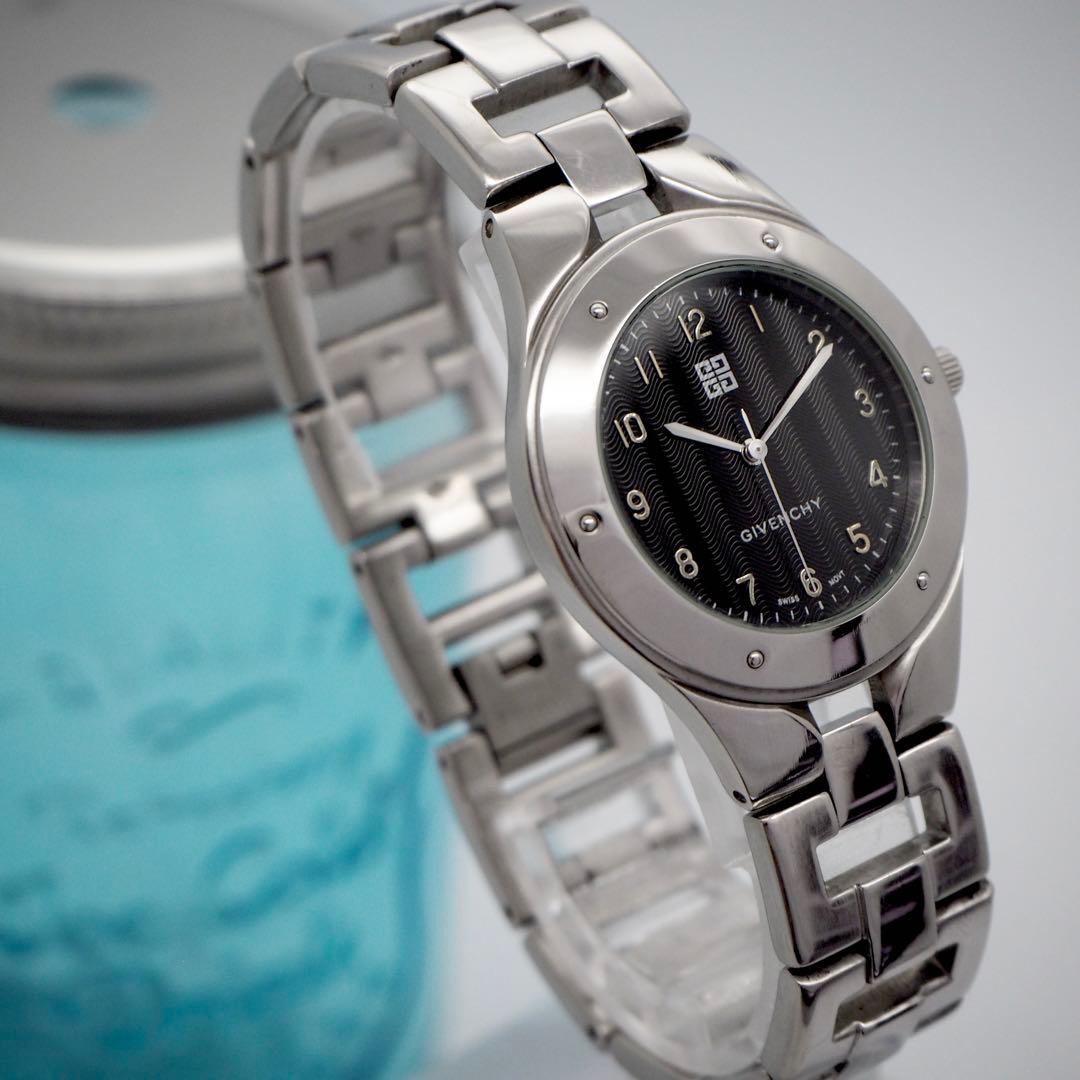 専用127【美品】GIVENCHYジバンシー時計メンズ腕時計 シンプル