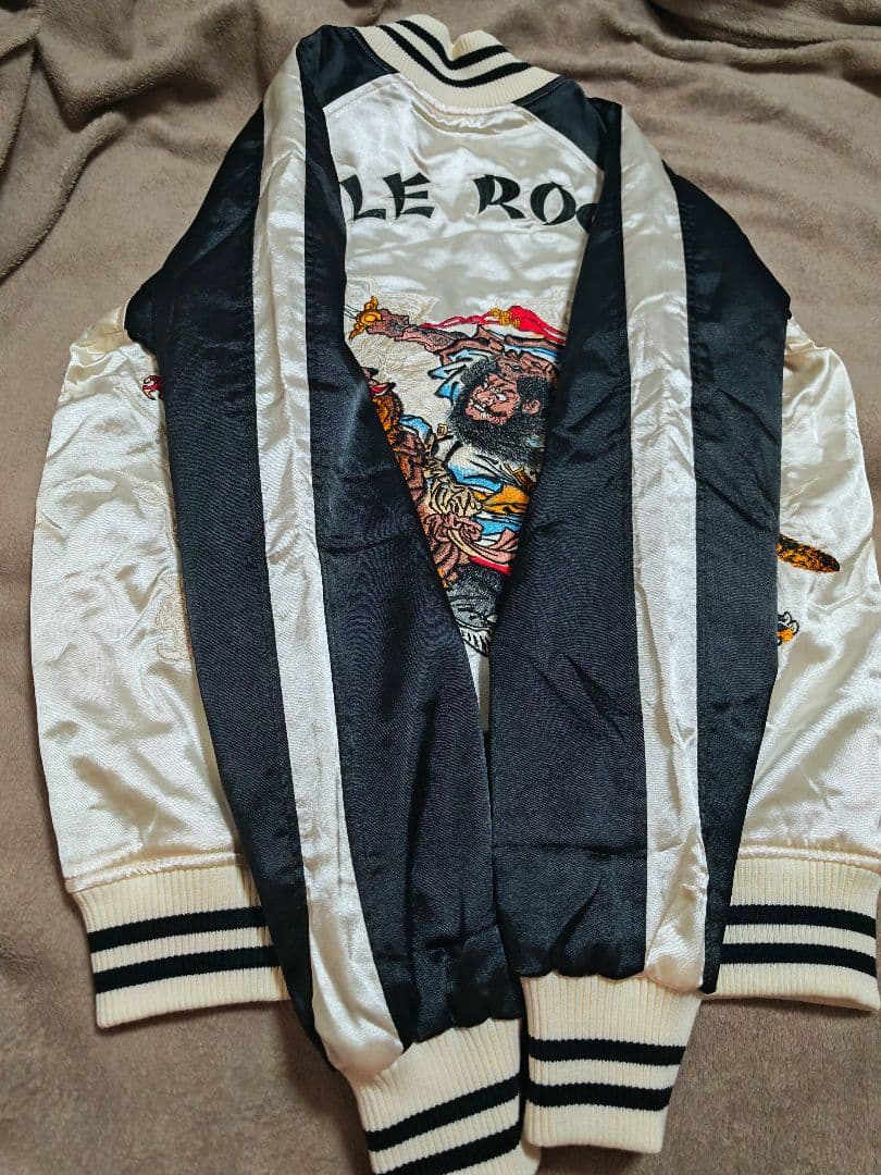 虎 スカジャン CASTLE ROGUES 未使用近い 美品 日本限定 サテン - メルカリ