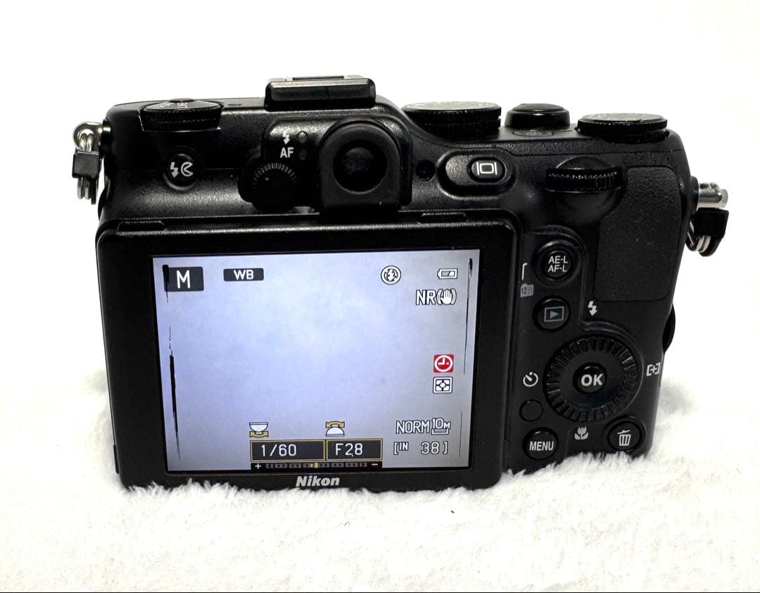 Nikon COOLPIX P7100 #2933 - メルカリ