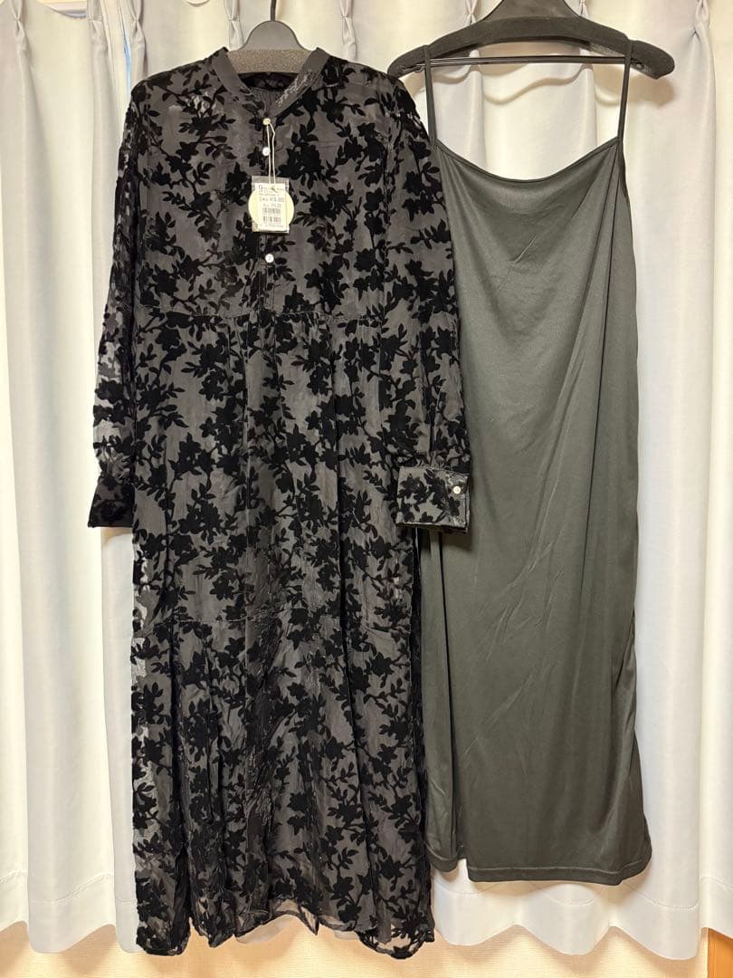 新品未使用】ヤマダヤAmple ベロアジャガードワンピース（ブラック