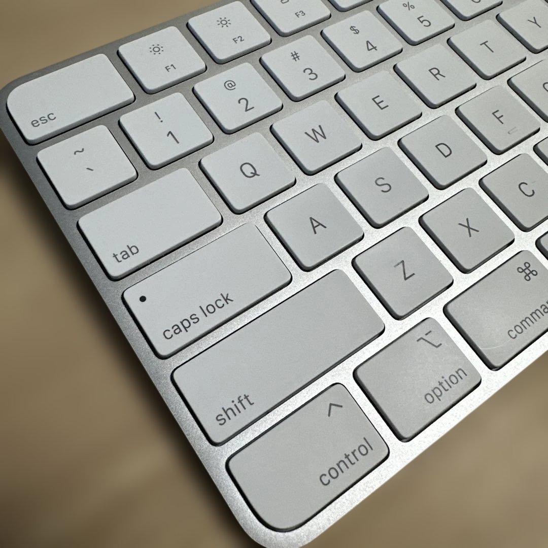 Magic Keyboard with Touch ID US配列 テンキー付き - メルカリ