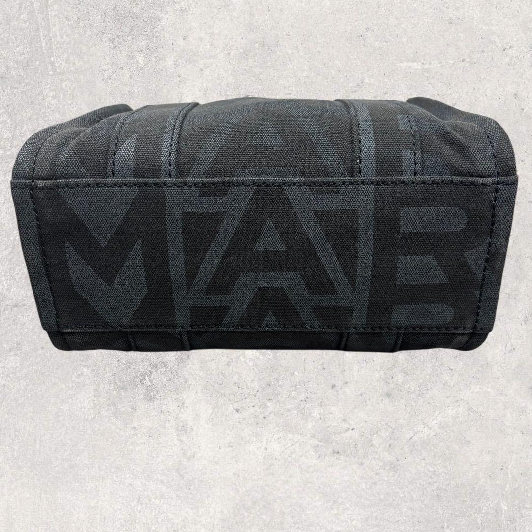 さら《期間限定セール中》マークジェイコブス ザ アウトライン モノグラム