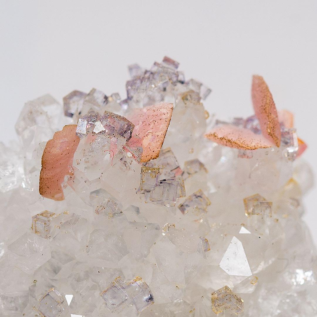 中国 ロードクロサイト フローライト 天然石 原石 鉱物標本 鉱石 蛍石