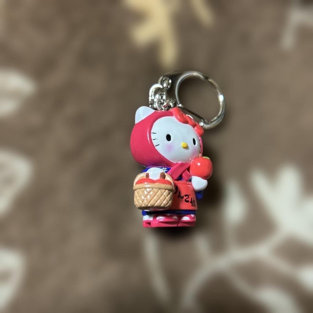 激レア☆ハローキティ みちのくキティ物語 りんご娘キーホルダー
