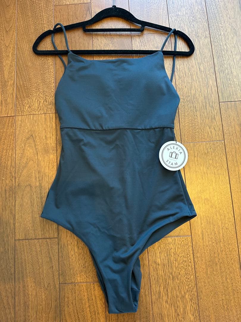 アリシアスタン ALEXIASTAM Everlee Black Martini