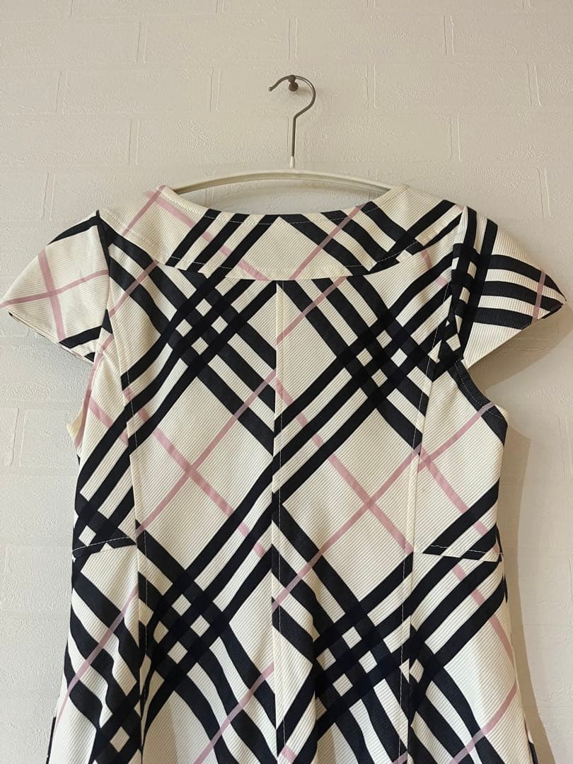 BURBERRY BLUE LABEL チェック柄 半袖ワンピース 38 - メルカリ