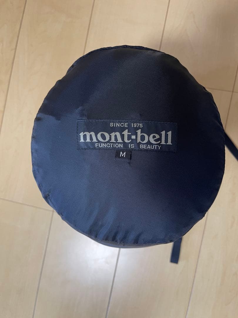 超美品】モンベル シームレスダウンハガー 800 #0 コンプレッション