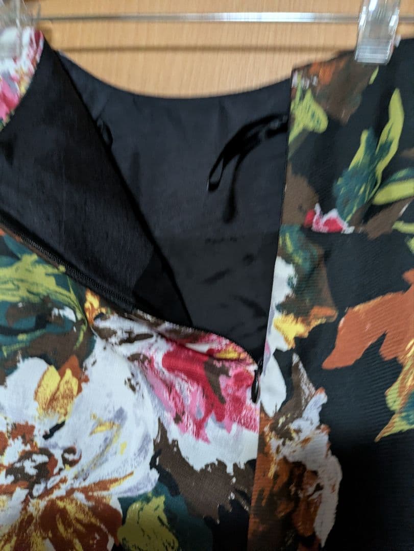 エムズグレイシースカート 花柄 タック フレアー 膝丈 40 - メルカリ