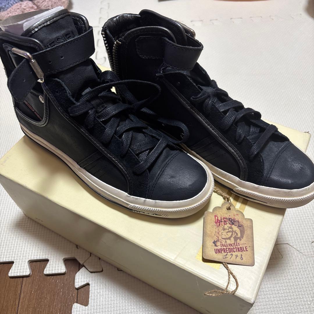 ディーゼル　ハイカット　レザースニーカー　24.5センチ　新品未使用 DIESEL（ディーゼル） 【SALE】【並行輸入品】ディーゼル スニーカー