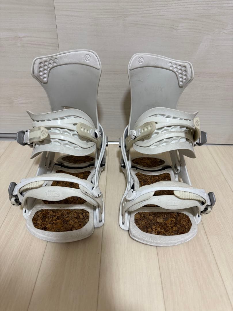 18-19 FLUX DS LTD WHITE WOOD 白木目 Mサイズ 中古 - メルカリ