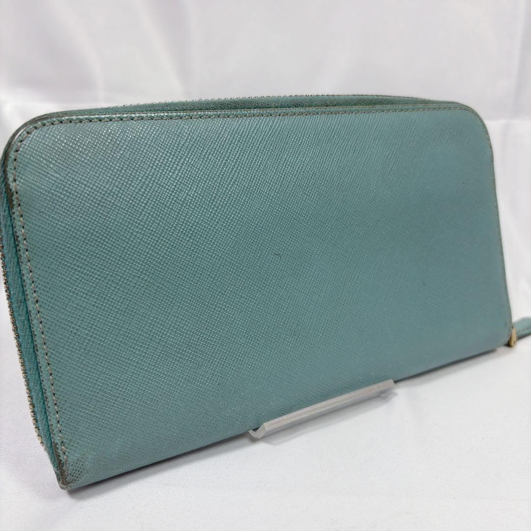 PRADA サフィアーノレザー 長財布 ターコイズ ラウンドファスナー