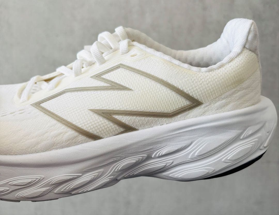 【新品】ニューバランスFresh Foam X 1080 v14 24.0cm