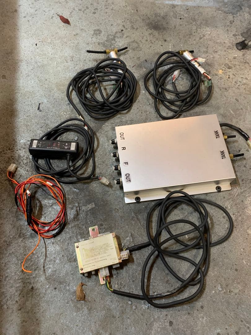 動作品 エアサス ボルドワールド 電磁弁 プレストレージ システム