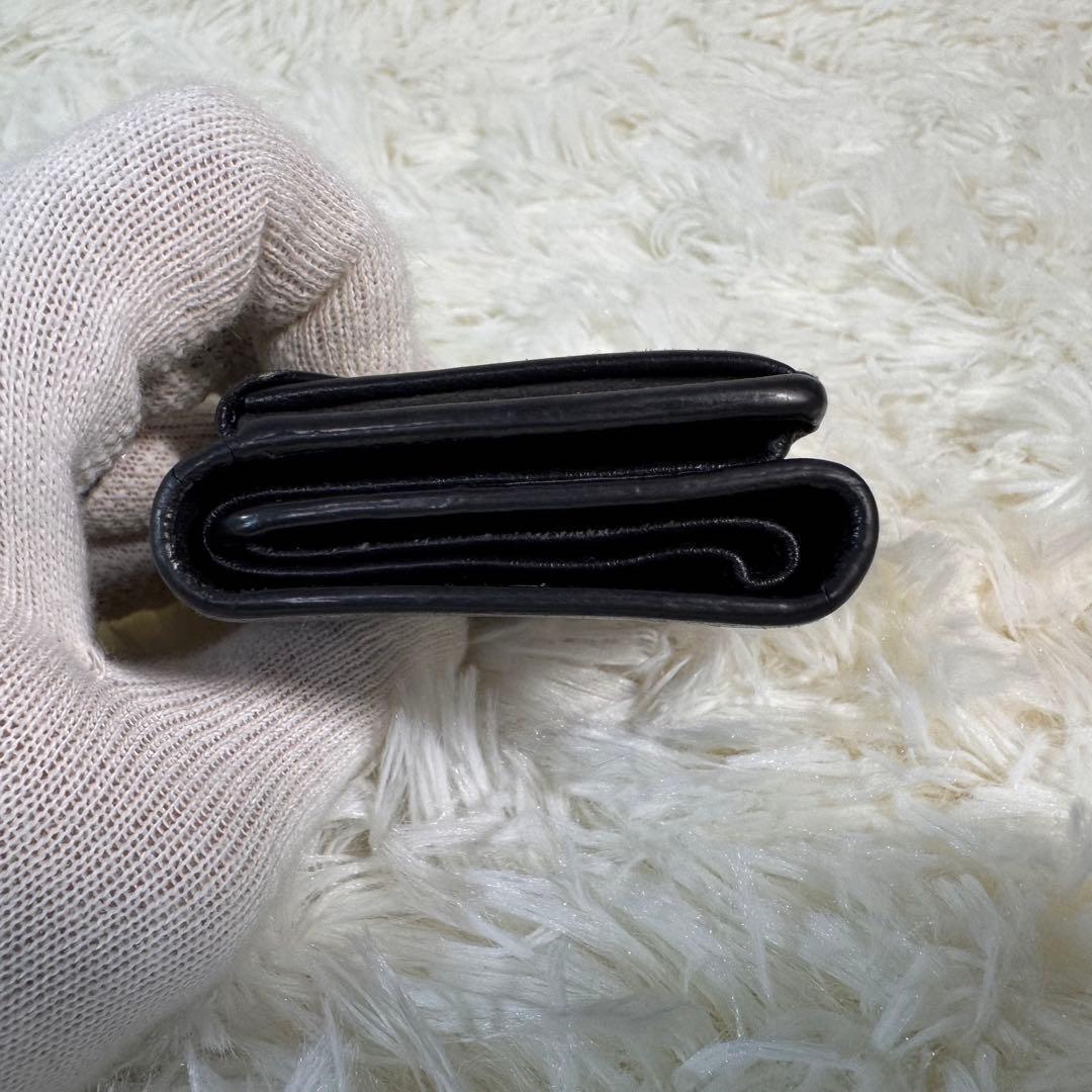 BALENCIAGA 黒 レザー 三つ折り財布 - メルカリ