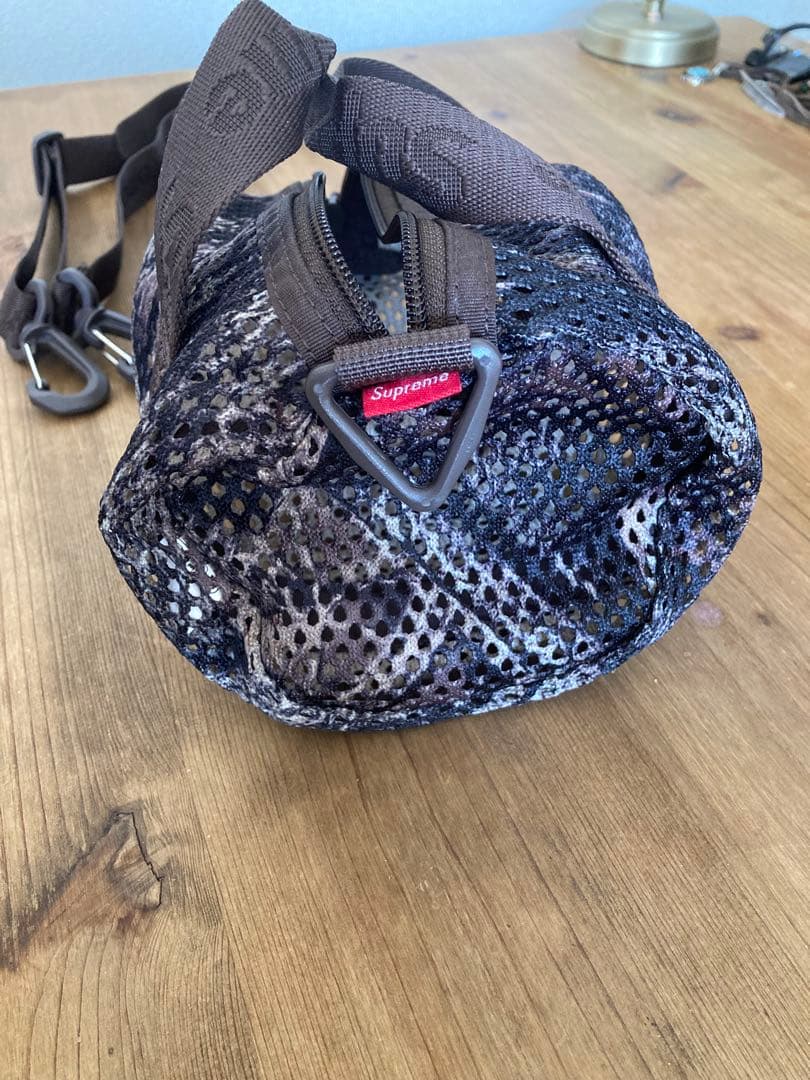 バッグ Supreme Mesh Mini Duffle Bag \"Camo\" 25SS