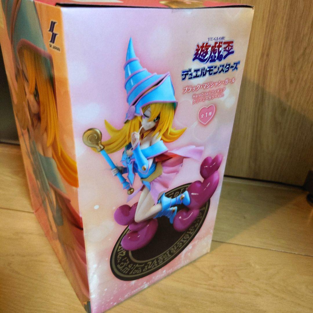 遊戯王 ブラック・マジシャン・ガール クリーミーカラーver. - メルカリ