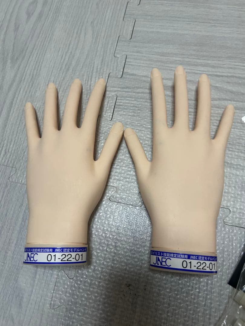 ネイリスト技能検定試験用 JNEC認定モデルハンド 骨折なし - メルカリ