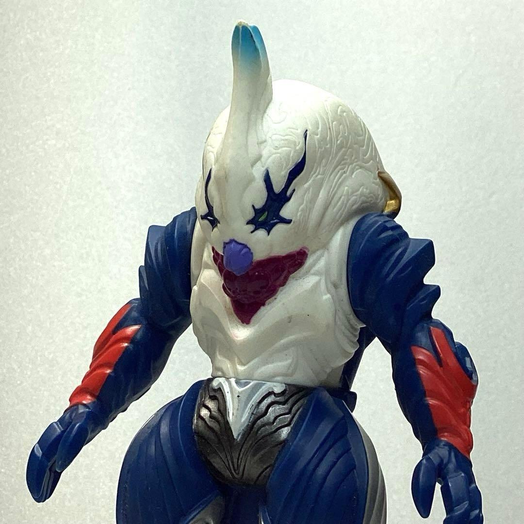 大怪獣ラッシュ ライブサイン付 ガッツガンナーガルム - メルカリ