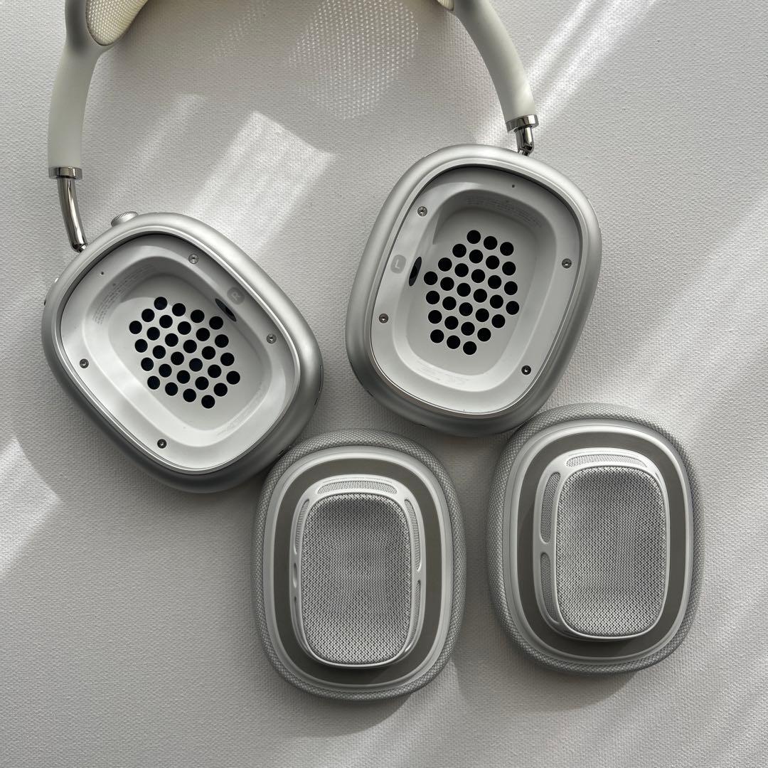 半額以下】AirPods Max シルバー ※全正規付属備品付き - メルカリ