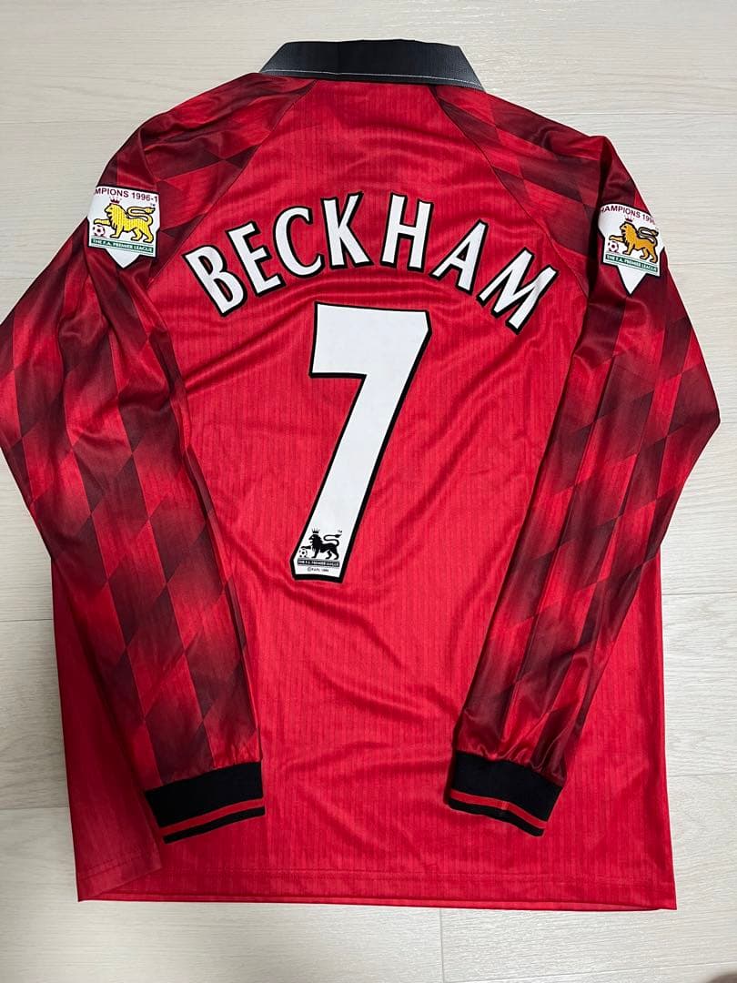 美品]マンチェスターユナイテッド 1996 Lサイズ 長袖 7番 ベッカム