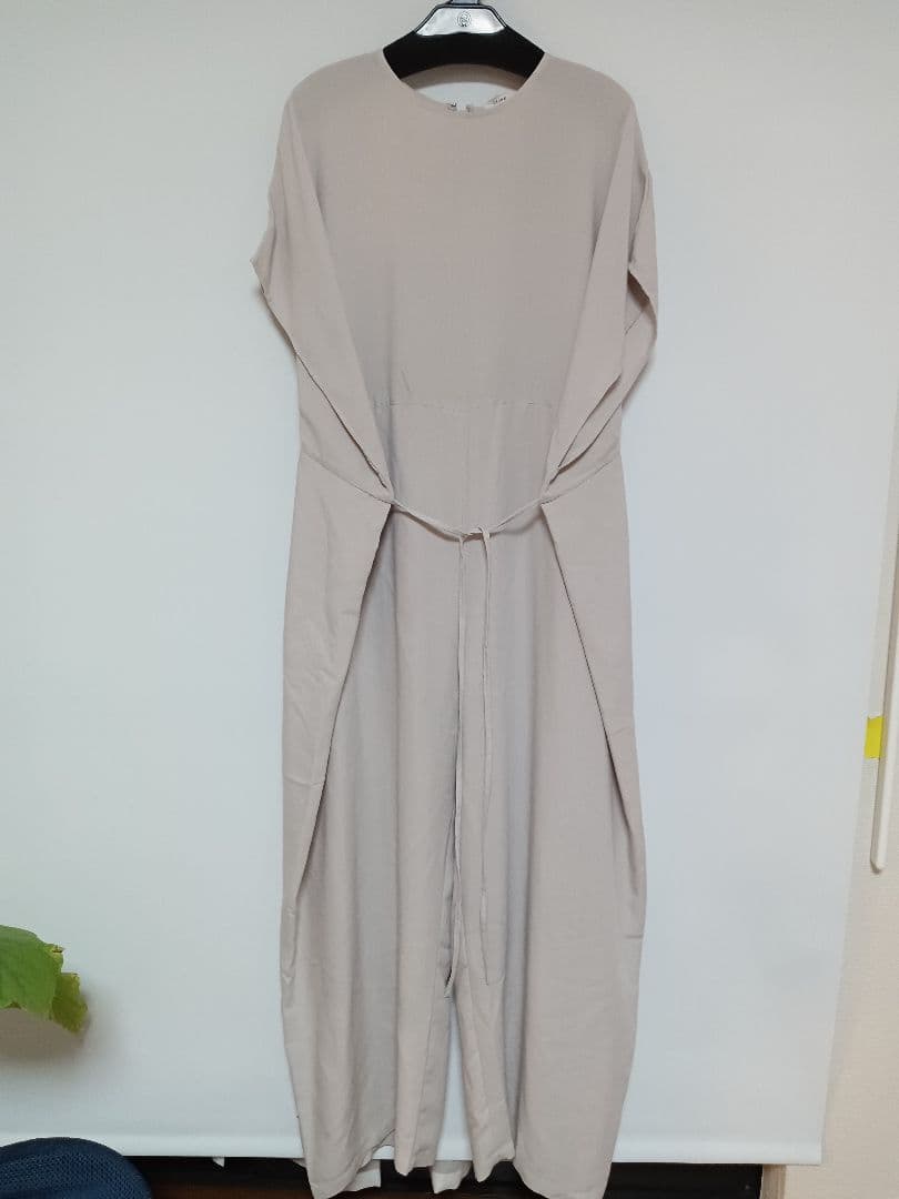 SLOBE限定 FOLD オールインワン クラネ - メルカリ