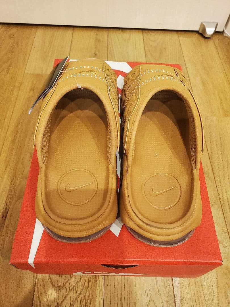 【送料込み】ナイキ エアモアアップテンポ スライド フラックス　26.0cm