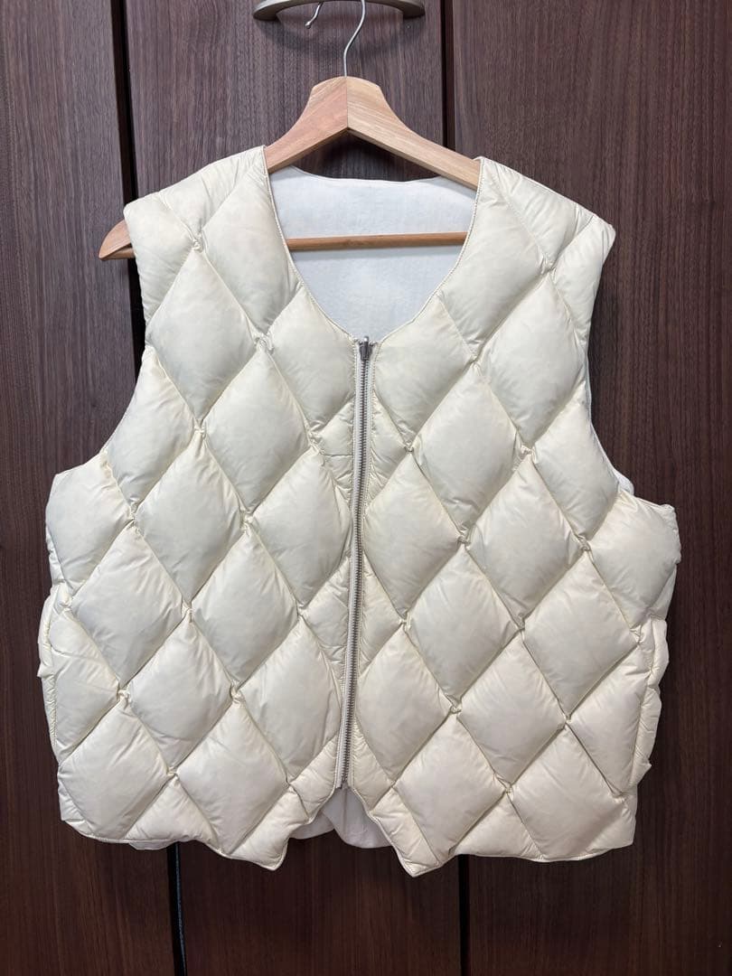stussyリバーシブルダウンベスト キルティング - メルカリ